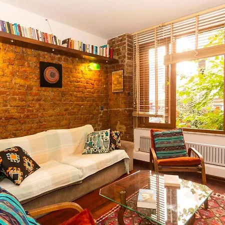 Stylish Triplex 15min To Taksim Istanbul